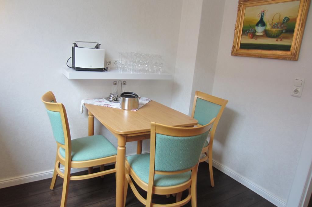 Exklusive Strohberg Apartment Ploen